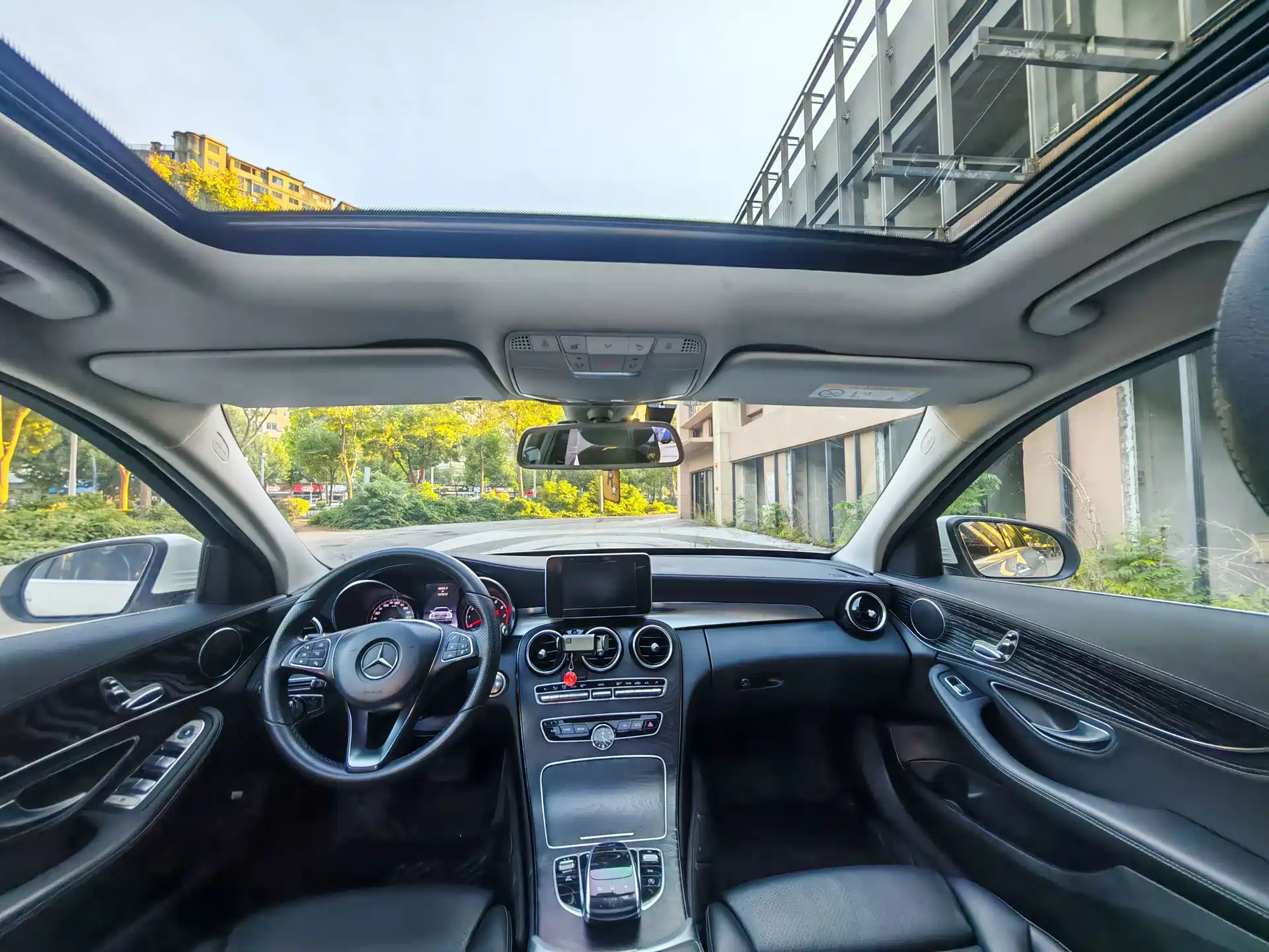 Фото 5 - Mercedes-Benz C-Class