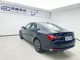 Фото 4 - Škoda Superb