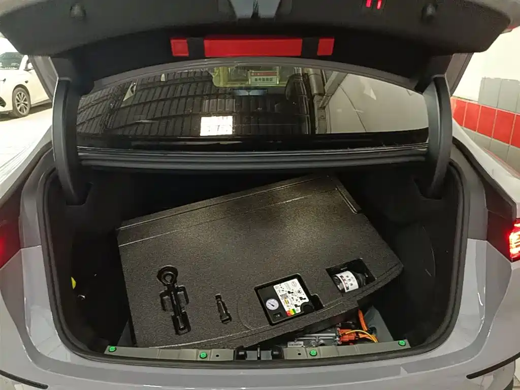 BYD Han 2025 DM-i Smart Driving Edition 125KM LiDAR Flagship фото 19