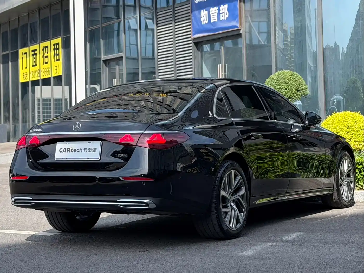 Mercedes-Benz E-Class 2025 E 300 L Fashion фото 3