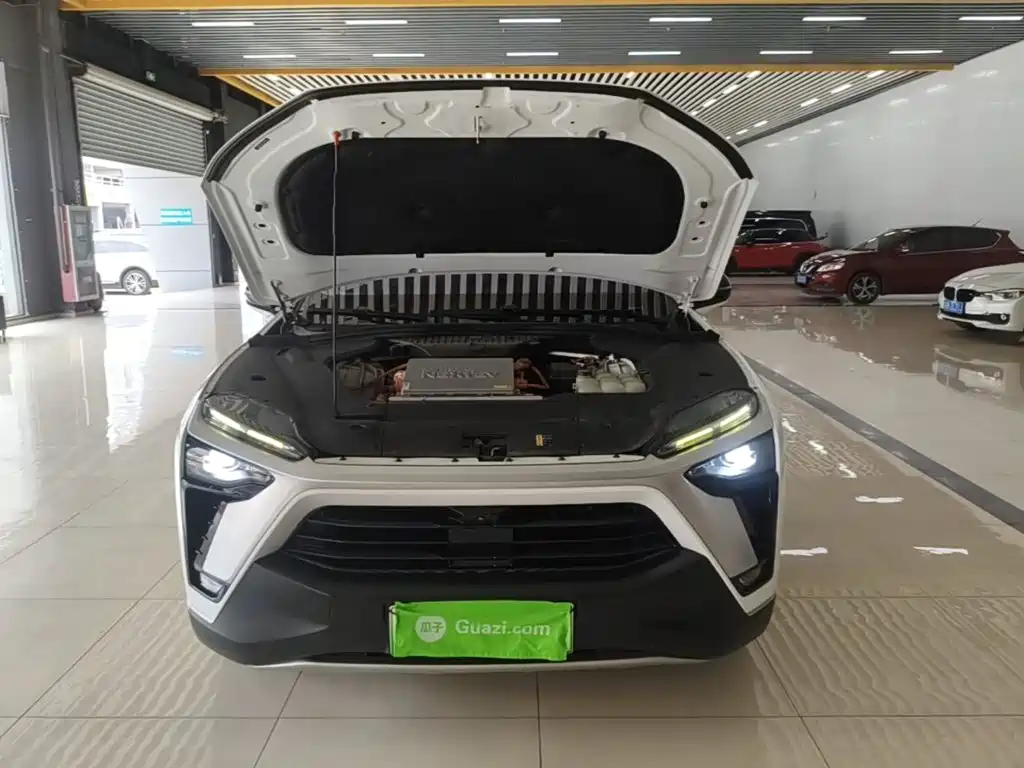 Фото 20 - NIO ES8