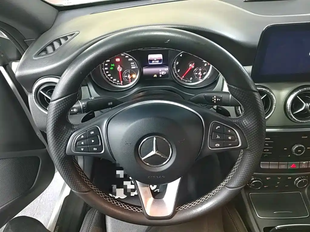 Mercedes-Benz CLA (Import) 2018 CLA 200 Dynamic Edition фото 11