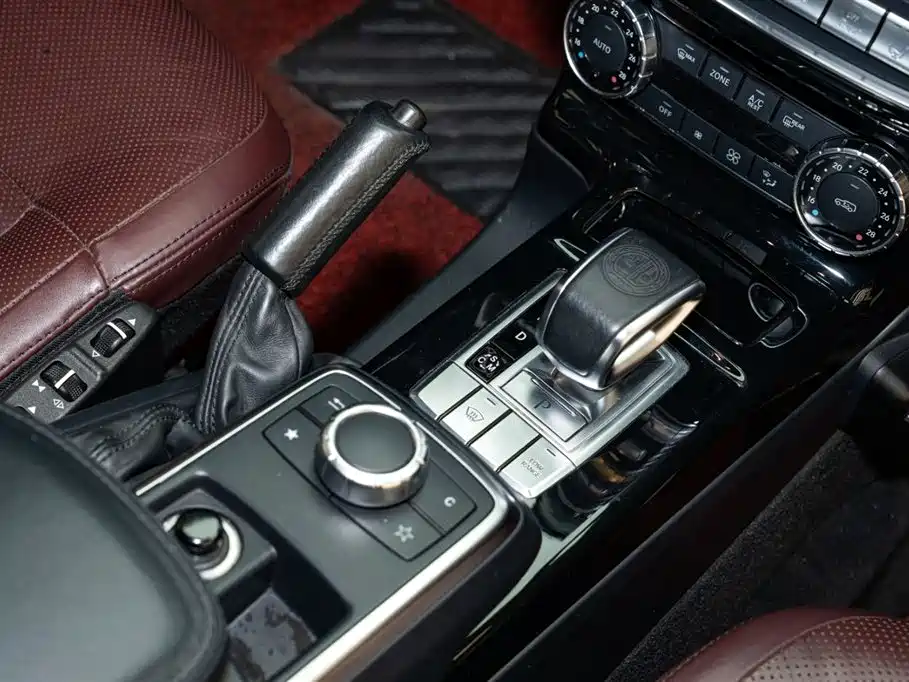Mercedes-Benz G-Class AMG 2013 AMG G 63 фото 15