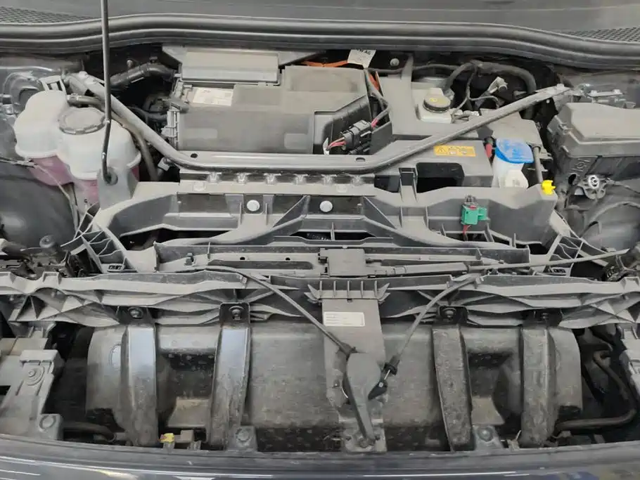 Photo 10 - Audi Q4 e-tron