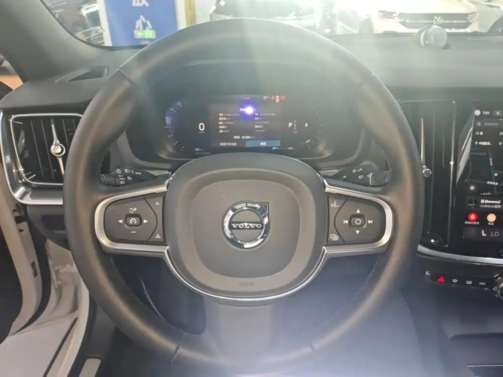 Volvo S60 2024 2024 B4 Elegance Luxury Edition