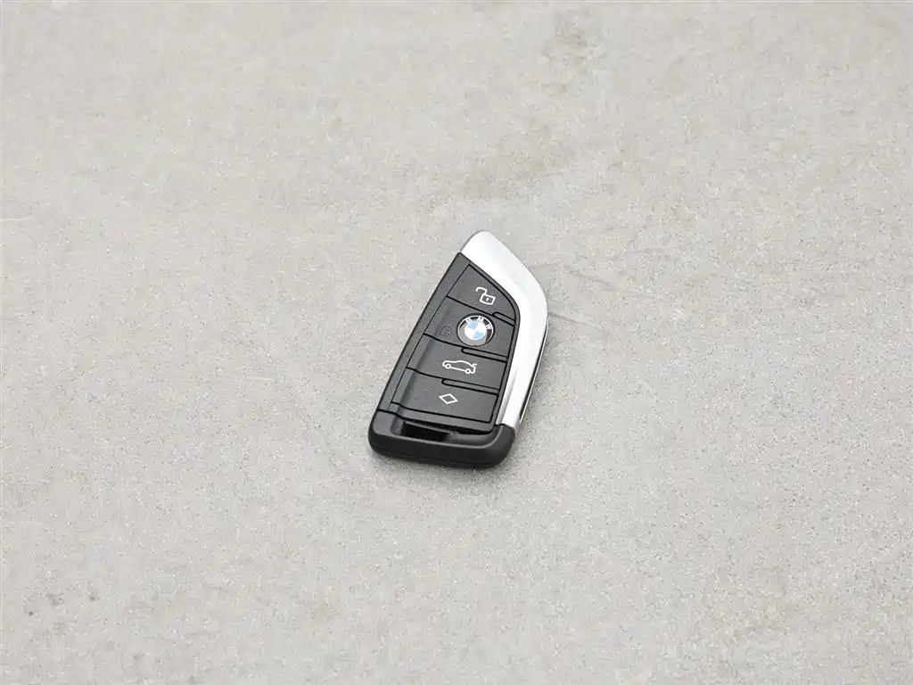 BMW i3 2025 eDrive 35 L фото 12