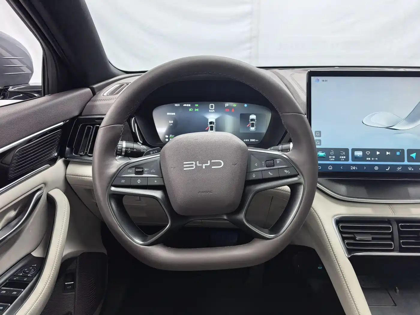 BYD Song PLUS PHEV 2025 DM-i Smart Driving Edition 112KM Honor фото 10