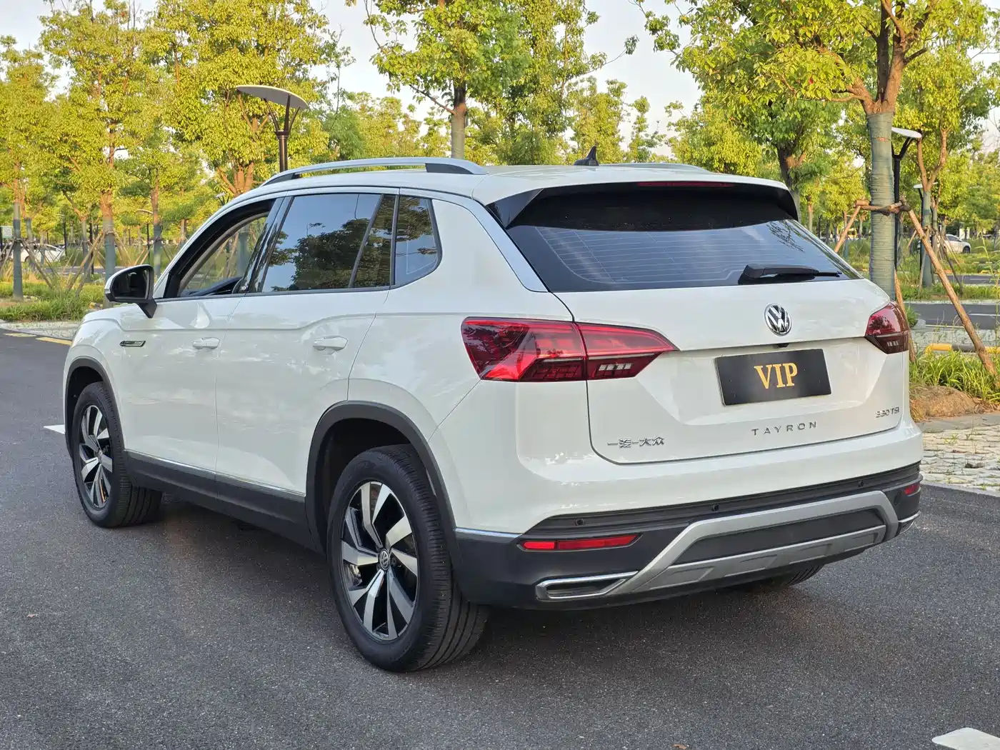 Volkswagen Tayron 2021 330TSI 2WD 30th Anniversary Edition фото 6