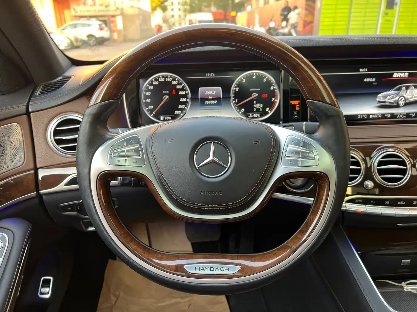Mercedes-Benz Maybach S-Class 2016 S 400 4MATIC фото 19