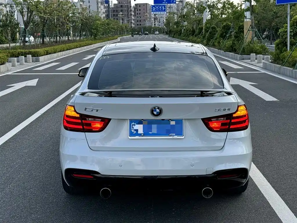 BMW 3 Series GT 2016 320i Design Package фото 8