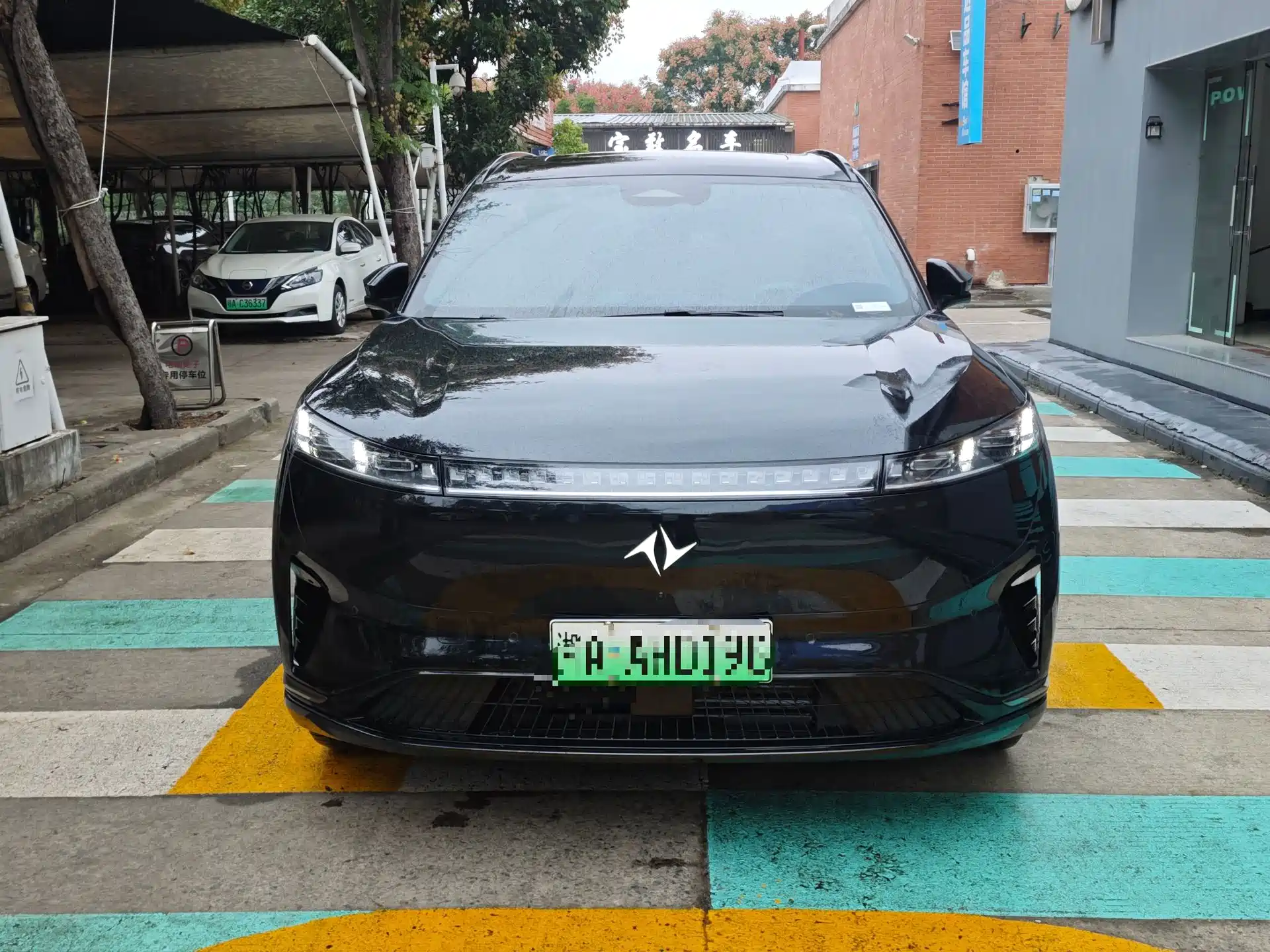 Фото 2 - Dongfeng Yipai eπ008