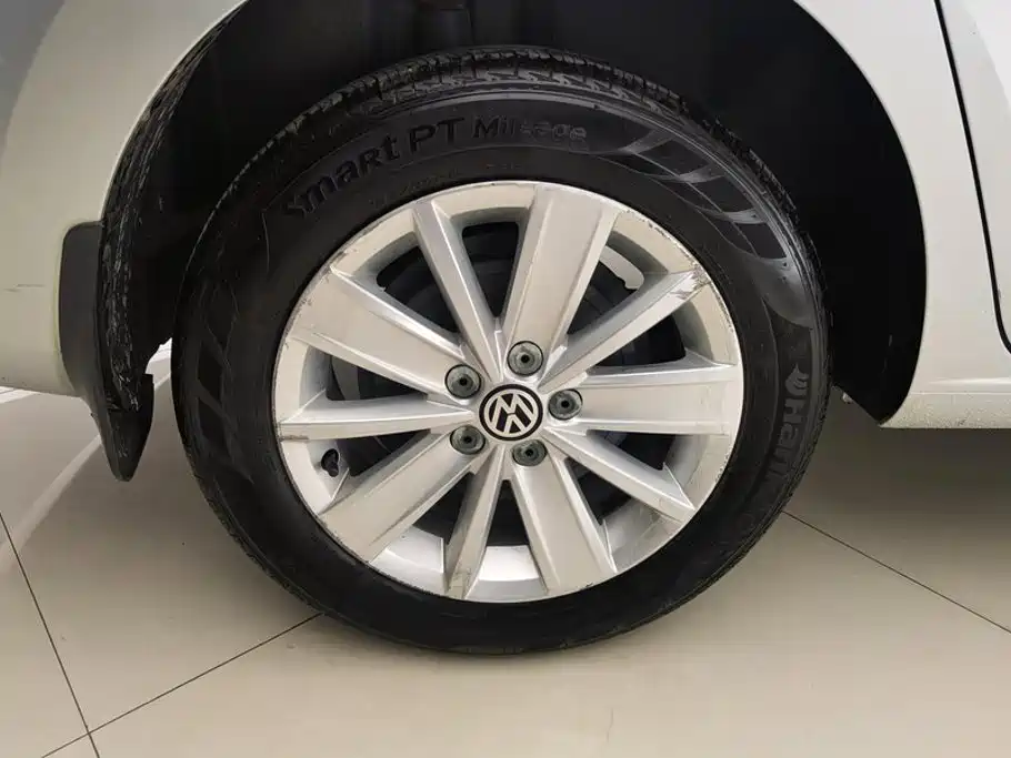 Фото 6 - Volkswagen Jetta