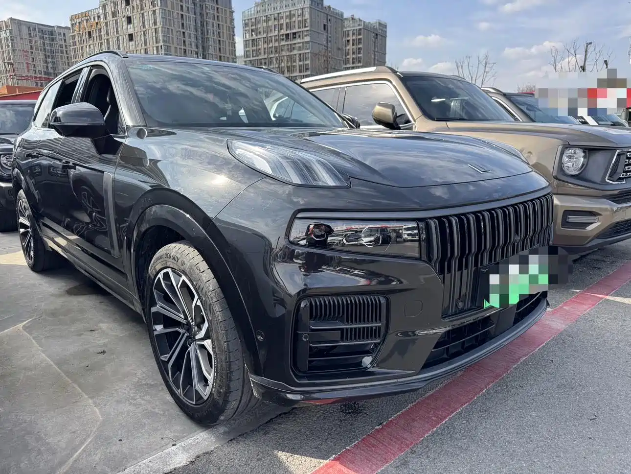 Lynk & Co 09 EM-P 2021 2.0T PHEV Ultra 6-seater фото 2