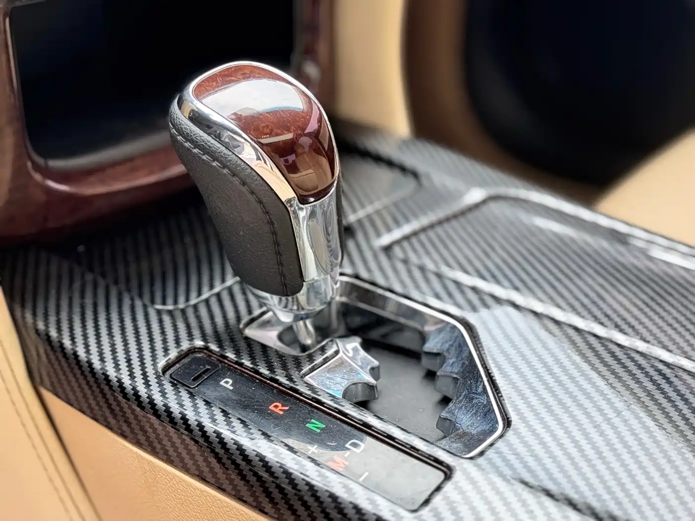 Toyota Crown 2018 2.0T Fashion Edition фото 11