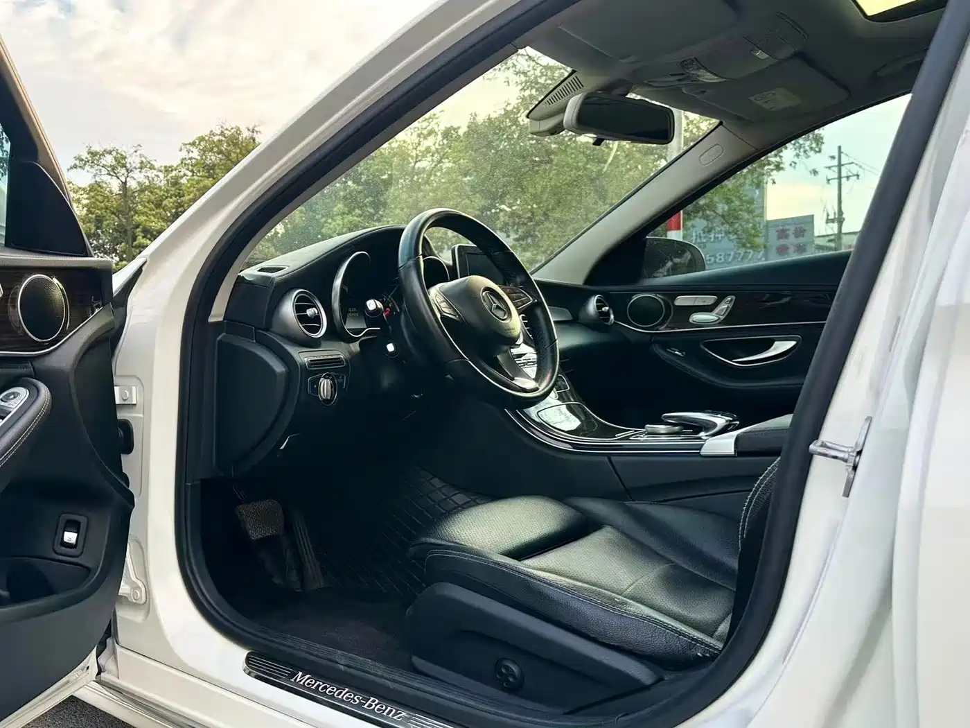 Mercedes-Benz C-Class 2015 C 200 L фото 4