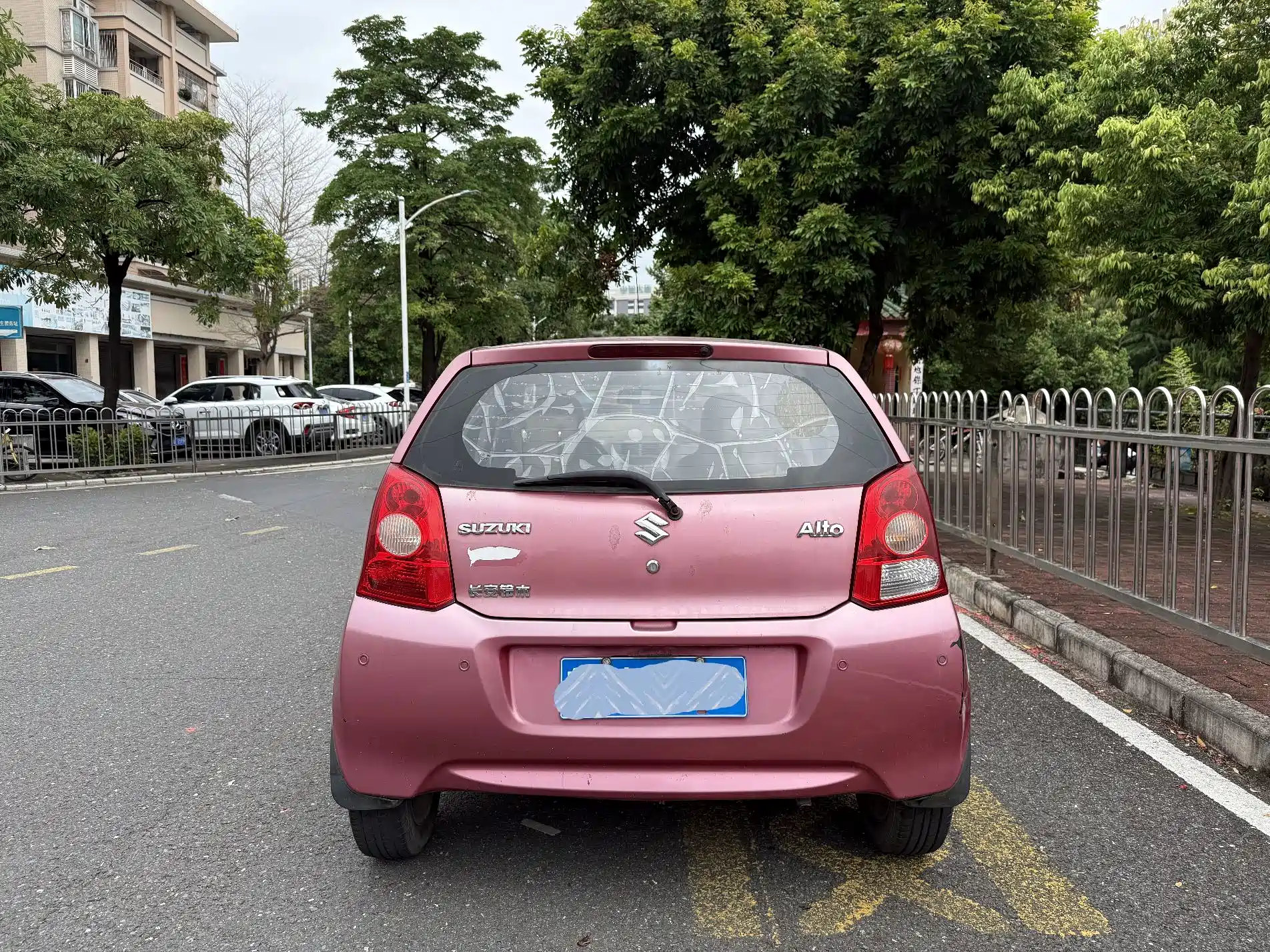 Фото 12 - Suzuki Alto