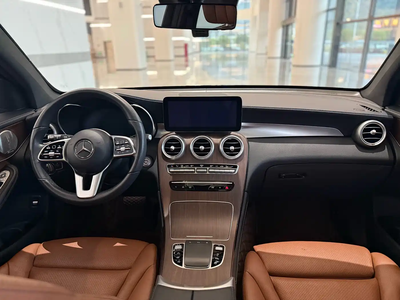 Mercedes-Benz GLC 2021 GLC 300 L 4MATIC Sporty фото 9