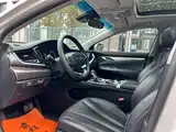 Фото 9 - Geely Borui