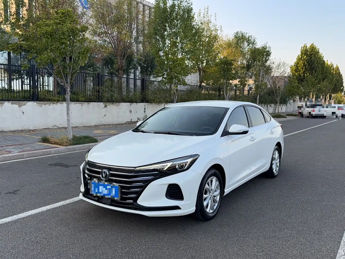 Photo 1 - Changan Eado