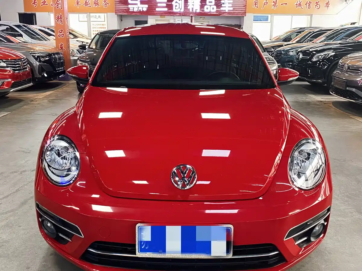 Volkswagen Beetle 2017 180TSI Enjoy фото 2
