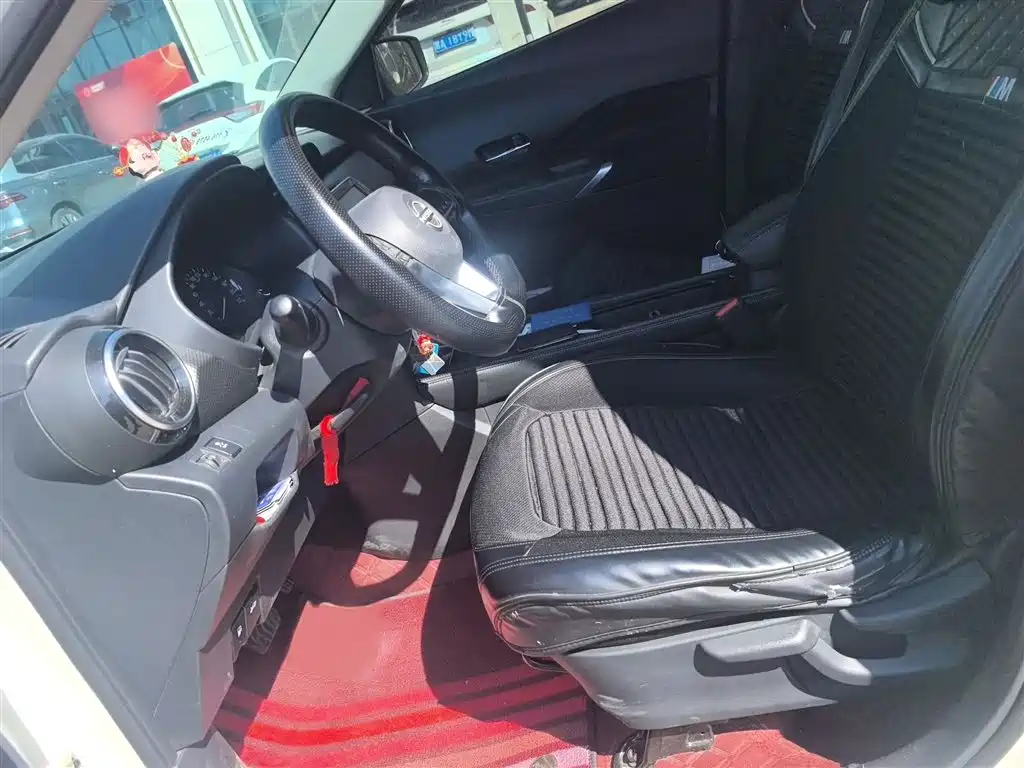 NISSAN JINKE
