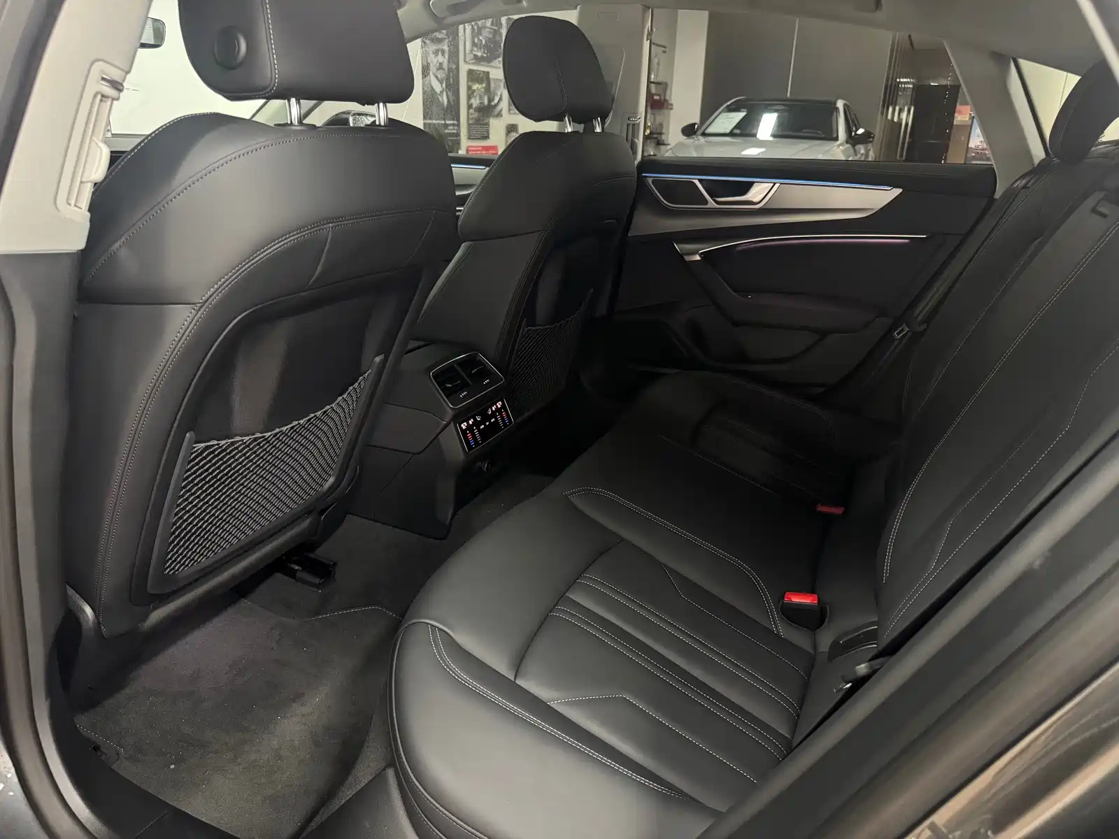 Фото 7 - Audi A7