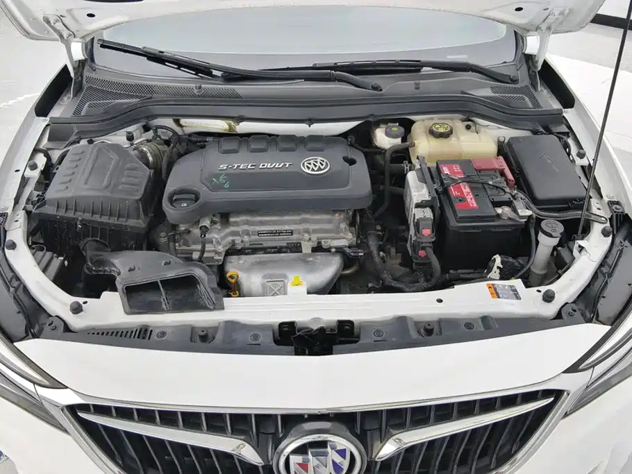 Фото 10 - Buick Excelle