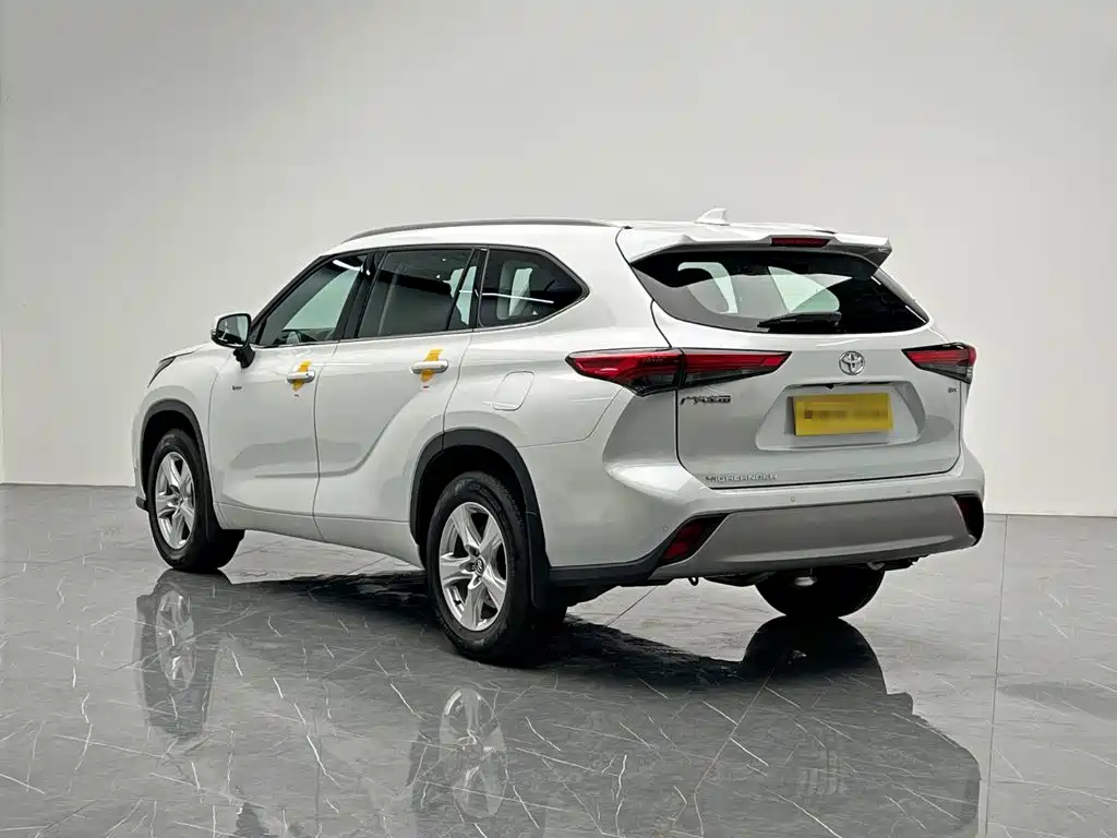 2025 Toyota Highlander