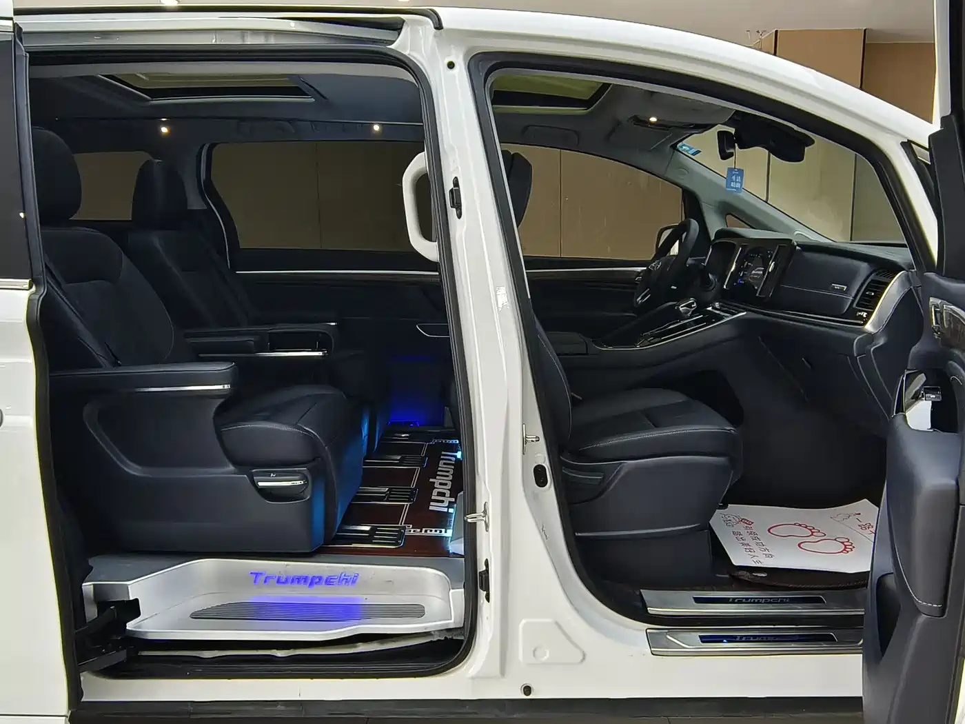 GAC Trumpchi Trumpchi M8 2021 Master Series 390T Prestige Edition фото 12