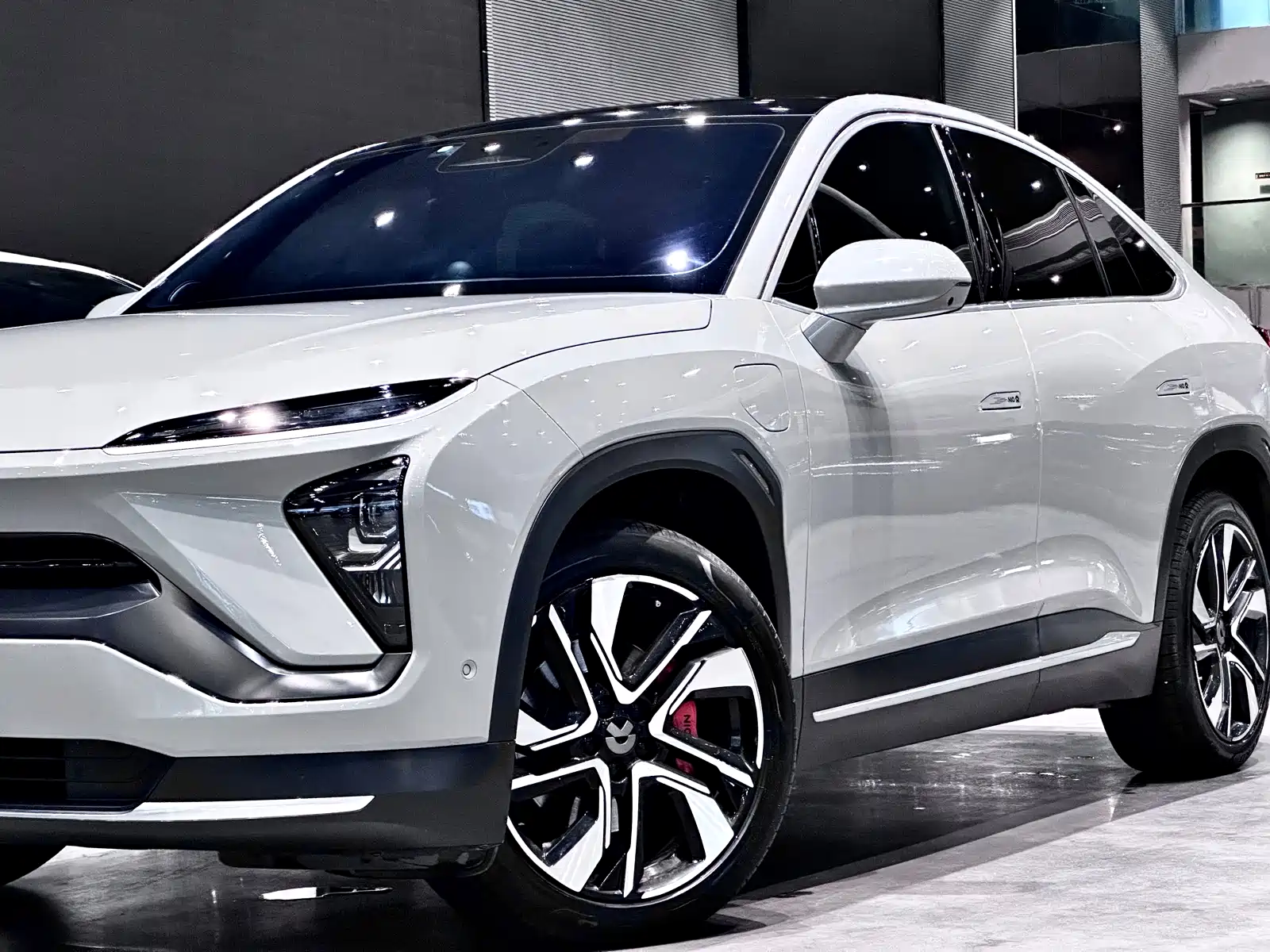 Фото 7 - NIO EC6