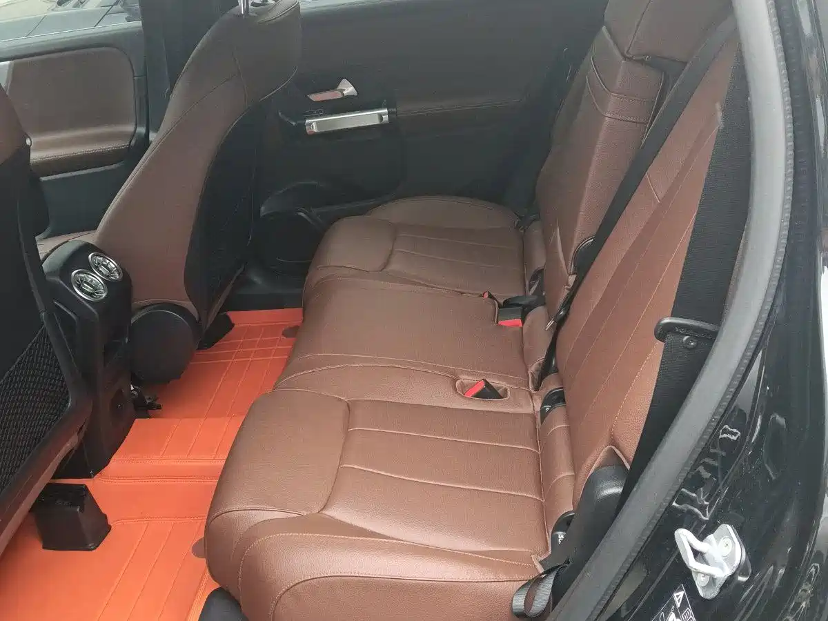 Mercedes-Benz GLB 2023 Facelift GLB 200 Dynamic фото 8