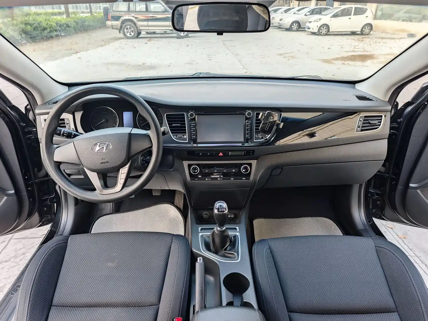 Hyundai Mistra 2014 1.8L Manual Comfort GL фото 10