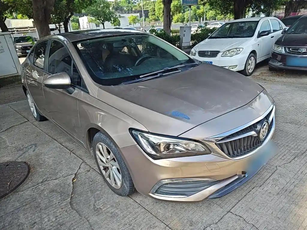 Фото 4 - Buick Verano