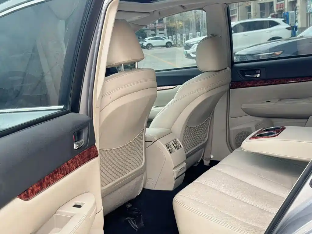 Subaru Legacy 2009 2010 Model 2.5i Luxury Edition