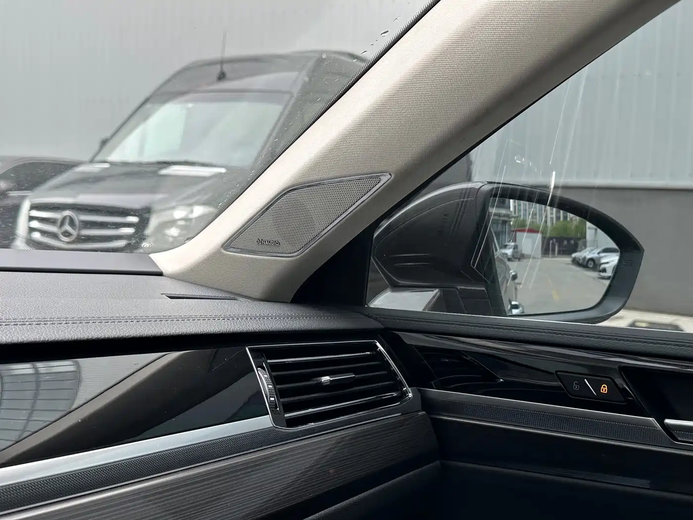 Volkswagen Phideon 2018 Facelift 380TSI FWD Flagship фото 17