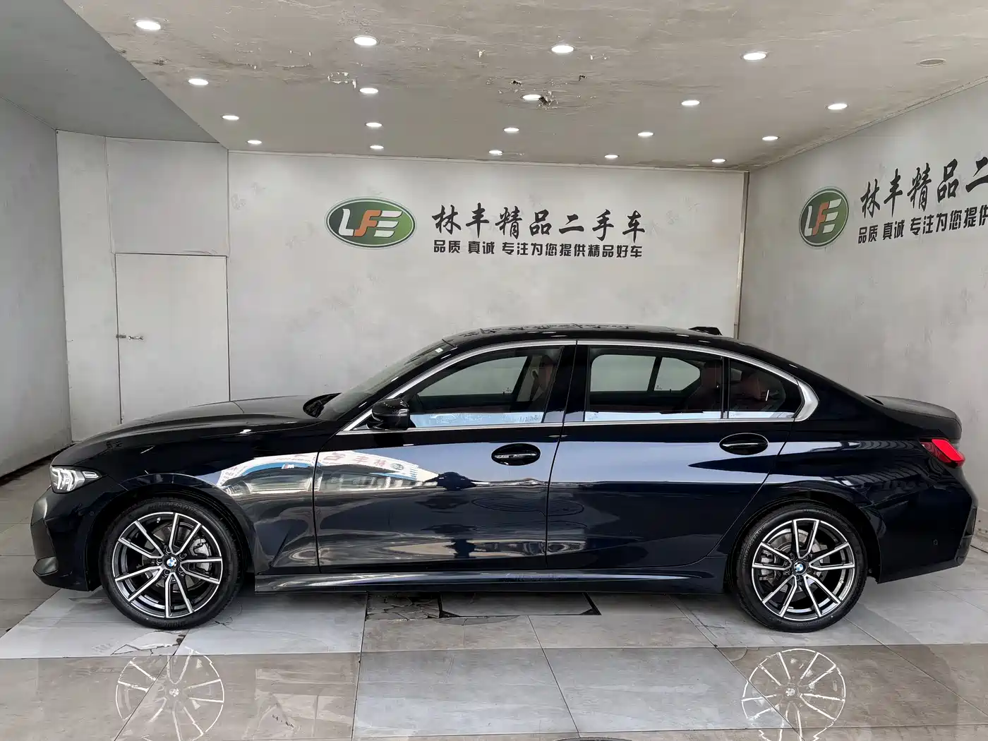 BMW 3 Series 2025 325Li M Sport Package фото 5