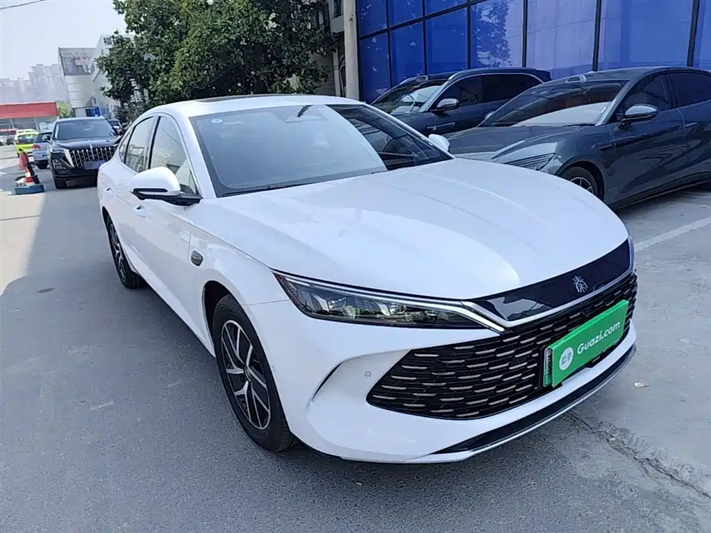 BYD Qin L 2025 DM-i Smart Drive Edition 120KM Surpassing фото 4