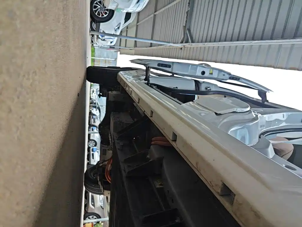 SRM Xinyuan Good Luck 2024 2023 Standard Passenger Vehicle