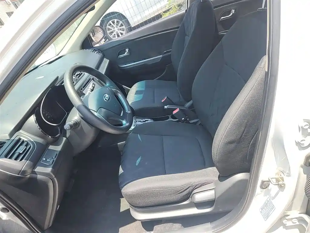 Kia K2 2015 Sedan 1.4L AT GLS фото 15