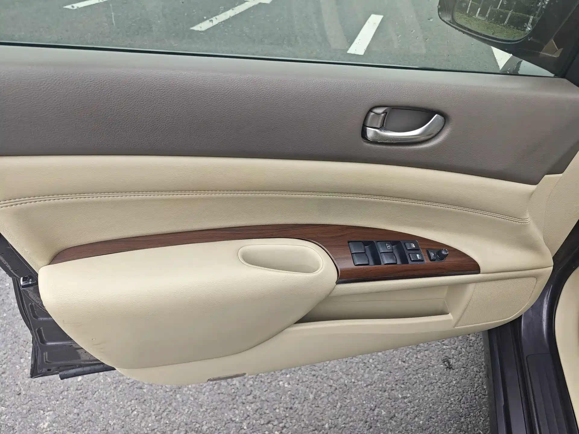 Photo 8 - Nissan Teana
