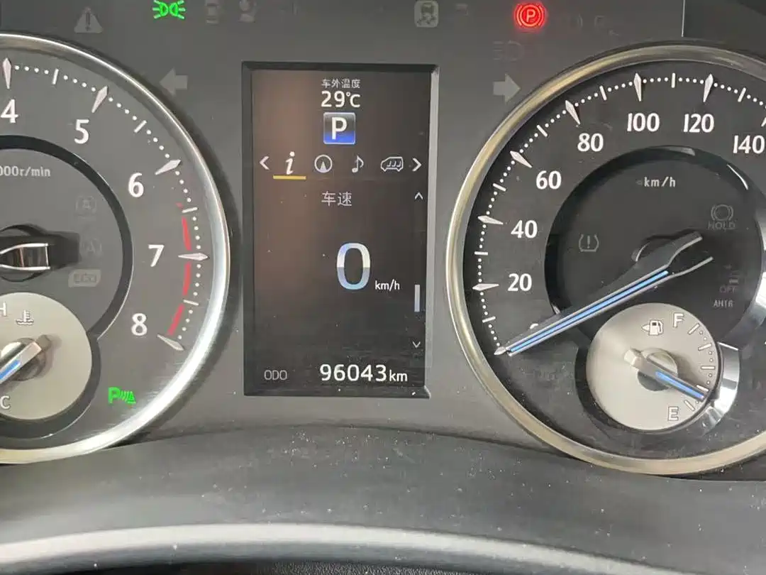 Toyota Alphard 2015 3.5L Premium Edition фото 2