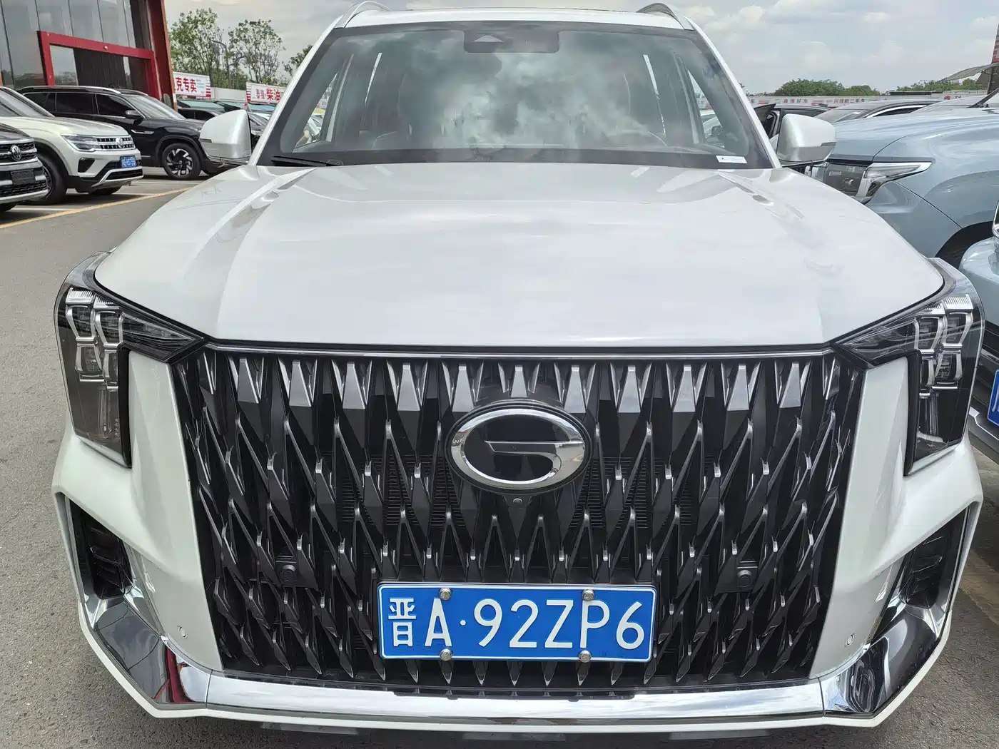GAC Trumpchi Trumpchi GS8 2022 Dual Engine Series 2.0TM 2WD Premium Edition (7-Seater)