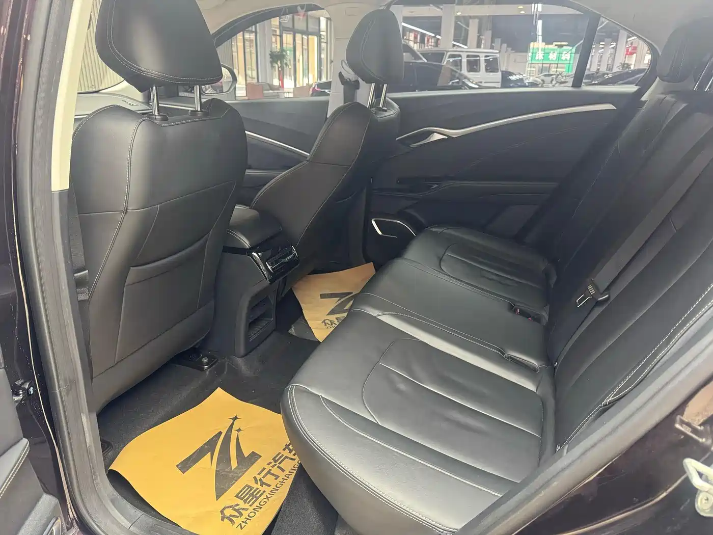 NEZHA AUTOMOBILE NEZHA U