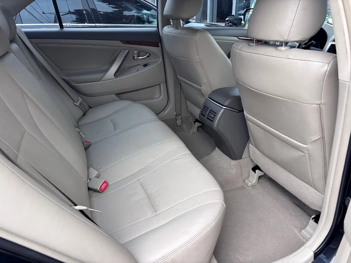 Toyota Camry 2013 200G Classic Luxury Edition фото 9