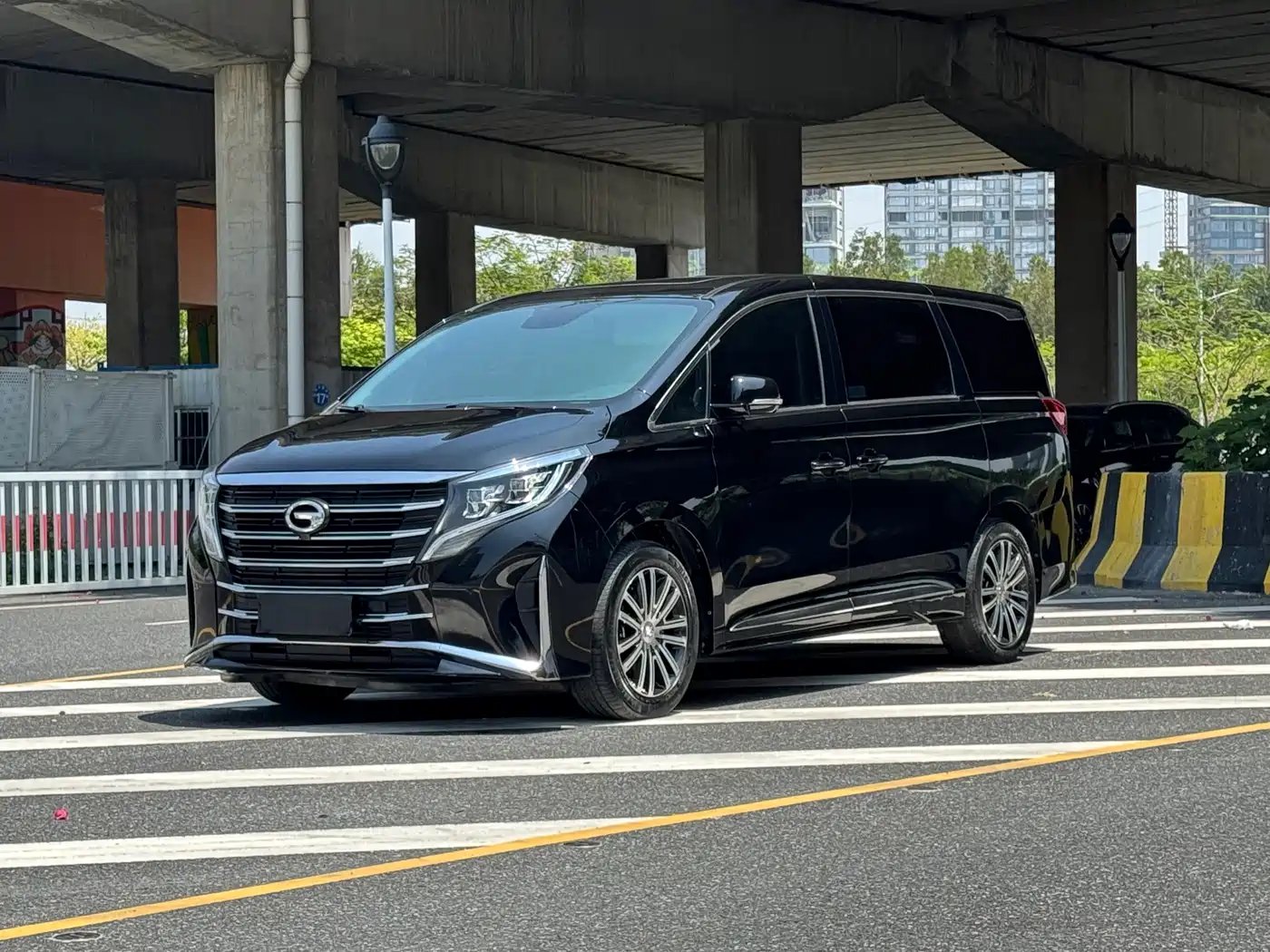 GAC Trumpchi Trumpchi M8 2021 Leading Show Series 390T Prestige Edition