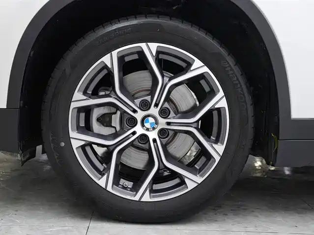 BMW X1 2022 sDrive25Li Leading — фото 5