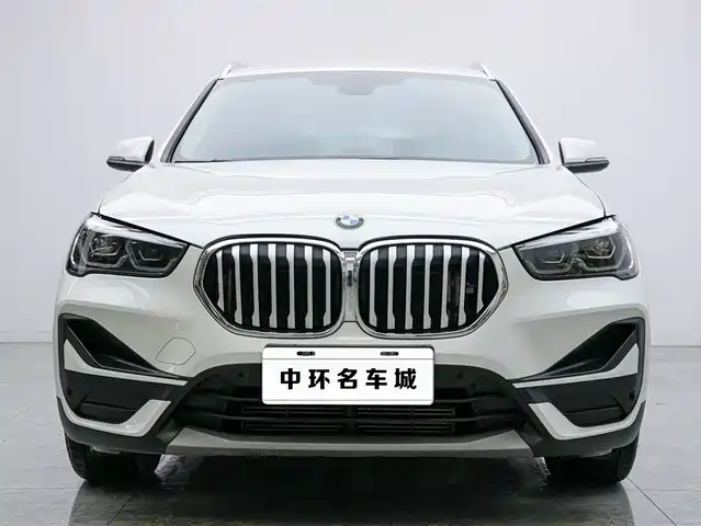 BMW X1 2022 sDrive25Li Leading — фото 4
