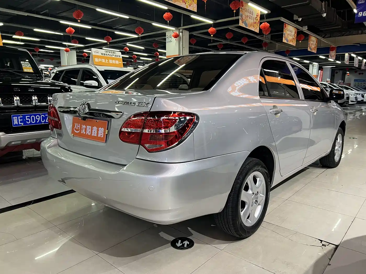 Toyota Corolla 2011 1.6L Automatic Luxury Edition фото 12