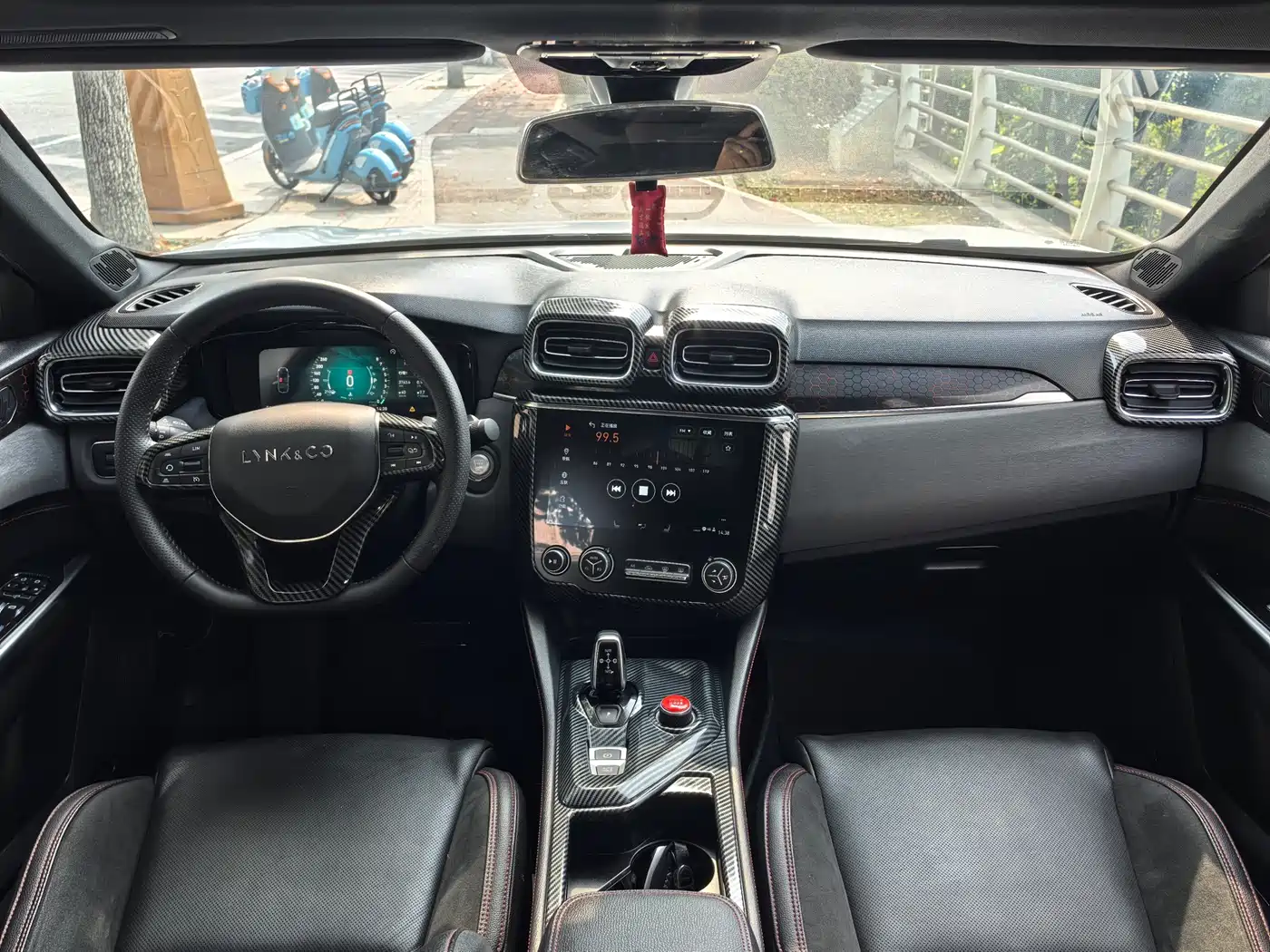 Lynk & Co 03 2020 2.0TD Auto Power Edition фото 6