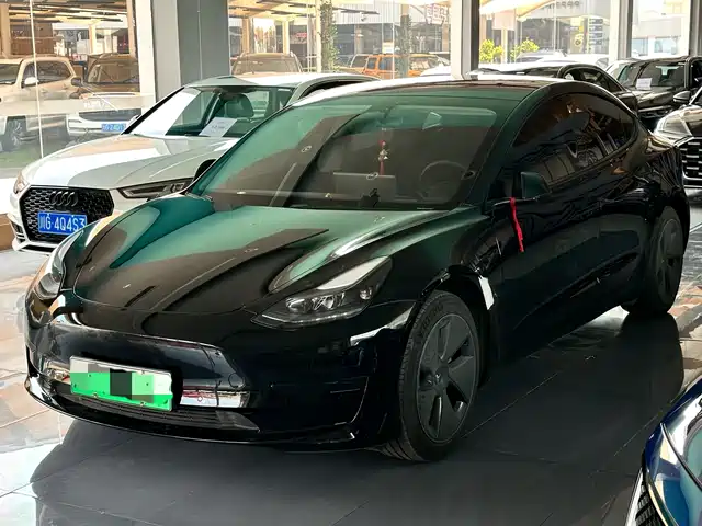 Tesla Model 3 2023